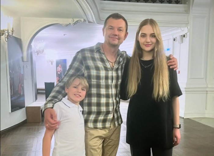 «Он мне не нужен!»: как жена выгнала 30-летнего Алексея Фатеева, а он спустя годы воспитывает чужого сына