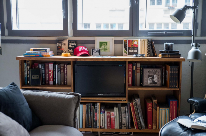 Как обустроить однокомнатную квартиру: планировка, отделка, цвет, свет (64 фото)