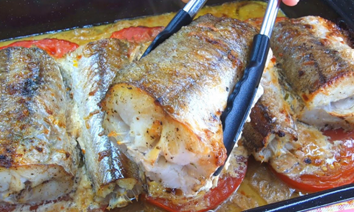 Недорогой хек будет вкуснее красной рыбы. Рецепт для духовки