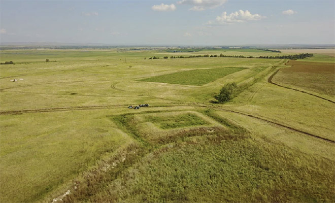 800 лет назад за Волгой построили стену длиной 2500 километров и историки спорят, кто прятался за ней