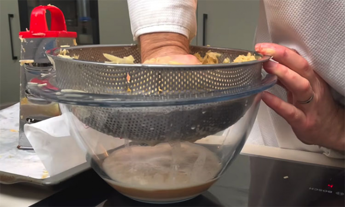 Золотистая картофельная галета в гасконском стиле: напомнит пирог, только готовится проще