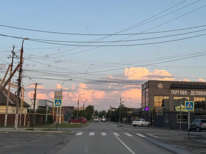 От жары до потопа за один день: синоптики рассказали, каким будет «безумное» лето 2026