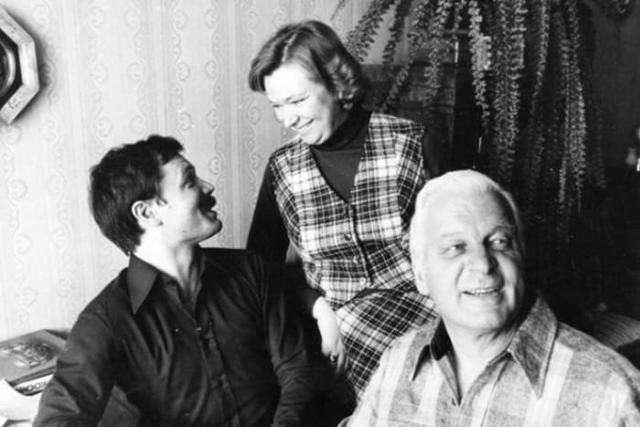Трагедия семьи Ростоцких: Непростые судьбы знаменитого режиссера и его сына