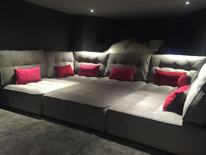 Комната с подиумом: несколько секретов по обустройству (67 фото)