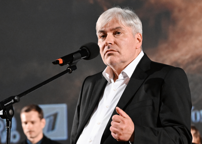«Я беру истории прежде всего из своей жизни»: Евгений Водолазкин — о новом романе, экранизации «Лавра» и нейросетях