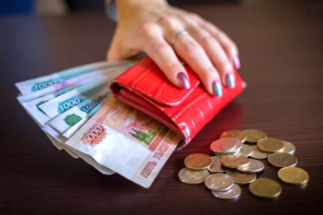 Зарплата учителей в России: особенности
