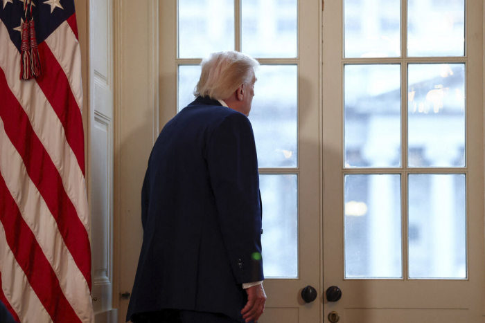 Трамп сообщил, что его вскоре проинформируют об итогах переговоров по Гренландии