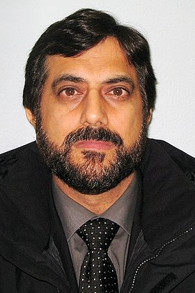 «Это подстава» Статья в газете разрушила карьеру телезвезды. Он обвинил в этом известного бизнесмена, сел в тюрьму и стал ...ом