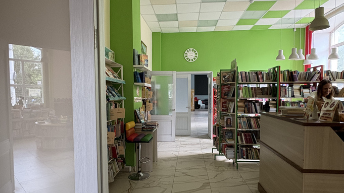 "Приходится заставлять". Читают ли сегодня дети и какие книги у них популярны