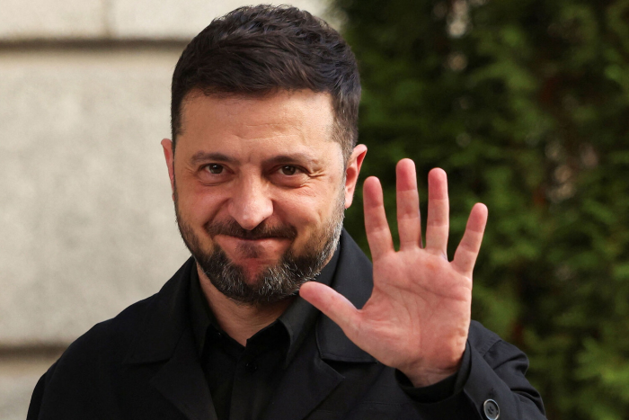 Зеленский: Украина примет новые решения по санкциям