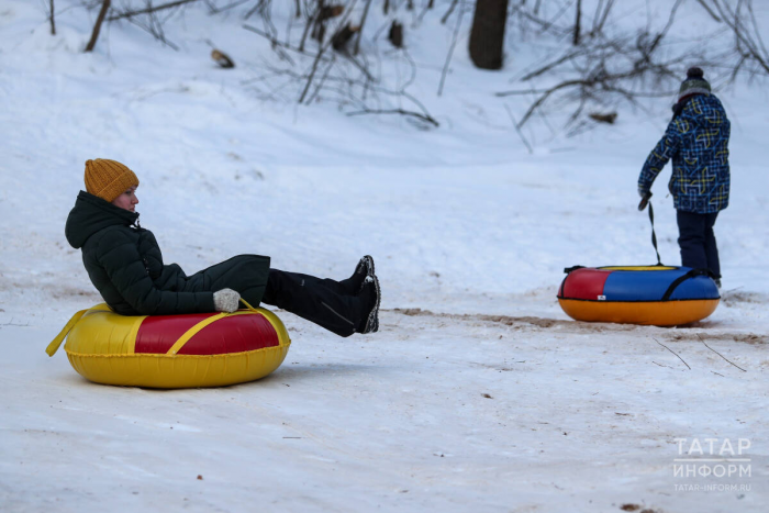 Гололед, ватрушки, бенгальские огни: из-за чего можно получить травмы в зимние выходные