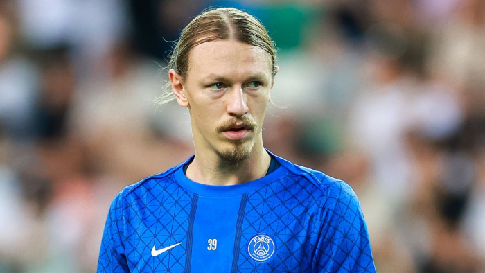 Сафонов: «Побольше здоровья семье и команде. А еще я надеюсь, что этот год будет лучше, чем предыдущий»