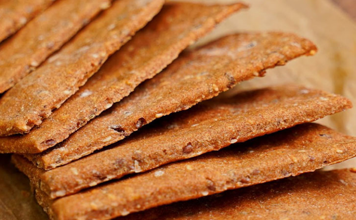 Хлебцы хрустящие, постные. Сделать проще простого, не надоедают неделями