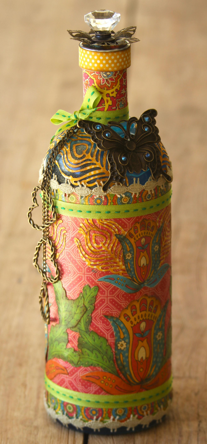 Декорирование бутылок различными материалами (58 фото)