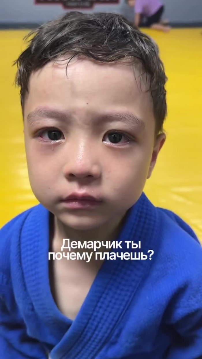 Новый тренд захватил социальные сети: родители радуются ошибкам детей — и вот почему