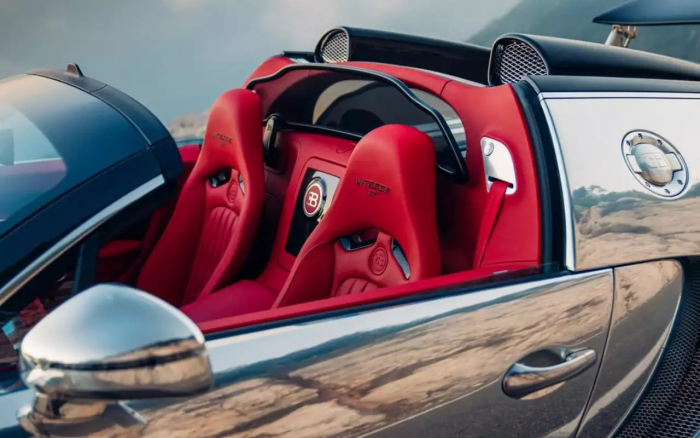 Bugatti восстановила самый дорогой в истории Veyron с необычным кузовом
