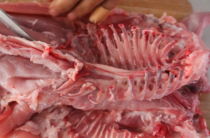 Как удалить из кролика все кости, сохранив цельной тушку