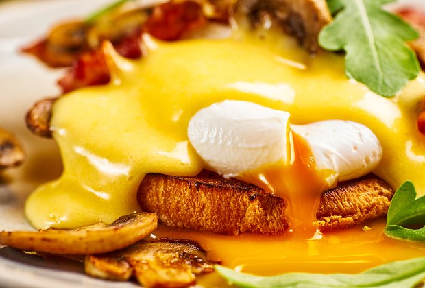 Как приготовить гренки с яйцом? 14 быстрых и вкусных рецептов