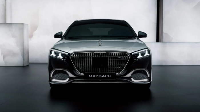 Пока все переходят на электричество: Mercedes-Maybach S-Class оставляет V12