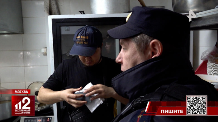 Полиция задержала 15 иностранцев во время рейда на рынке в Москве