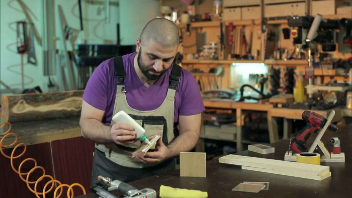 Как сверлить так, чтобы отверстие было ровным