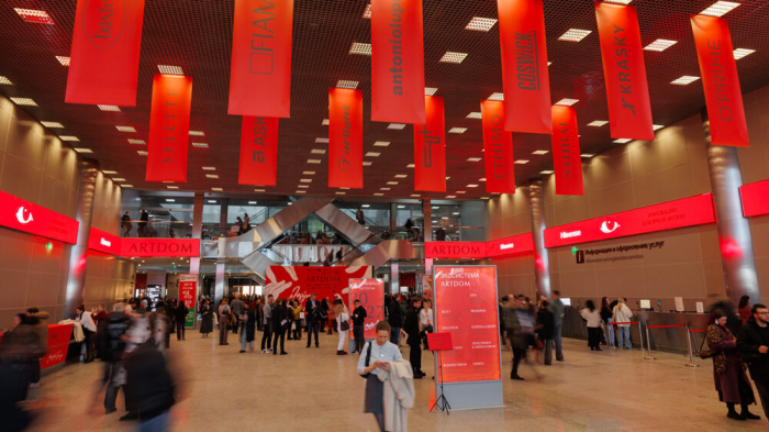 «Дофаминовый дизайн — это быстрые углеводы»: основательница ARTDOM — о минимализме, трендах и моде в интерьере