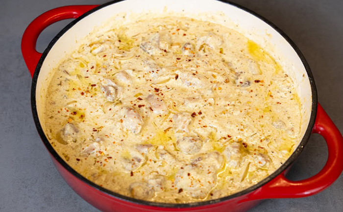 Бархатистый соус: сделает курицу нежной и восхитительной. Сочное филе без лишних хлопот в грузинском стиле