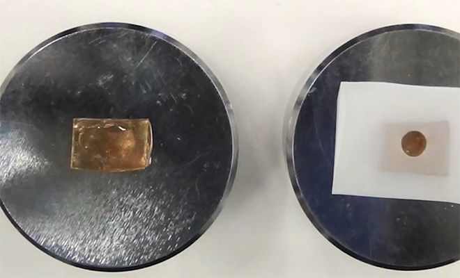 Японцы изобрели стекло, которое само восстанавливается. На видео трещина затягивается сама