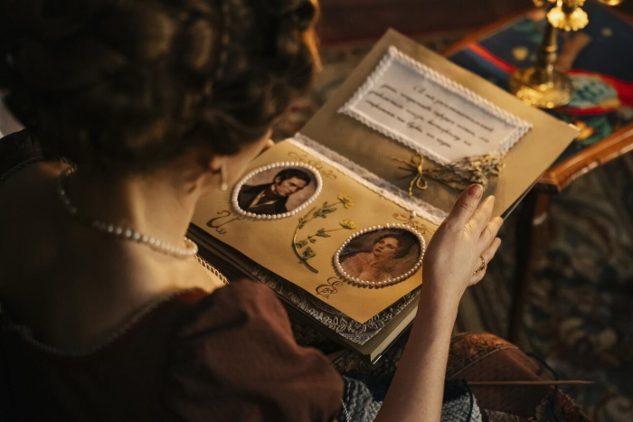 Премьера в октябре: новые кадры второго сезона сериала «История его служанки»