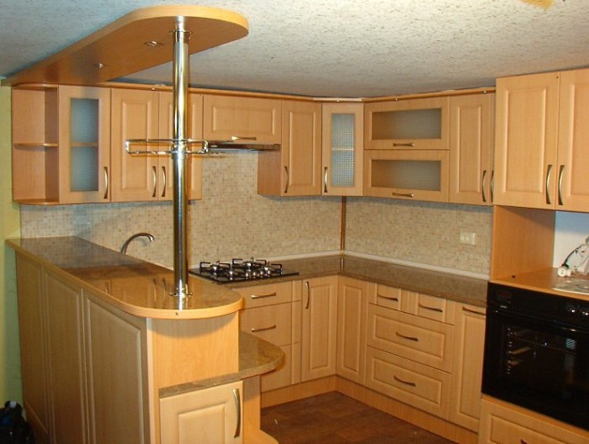 Угловой кухонный гарнитур: особенности расположения и секреты дизайна (82 фото)