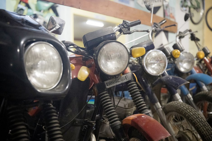 «Чтобы восстановить такой мотоцикл, нужно лет десять жизни» Россиянин собрал коллекцию из 427 мотоциклов и создал уникальный музей