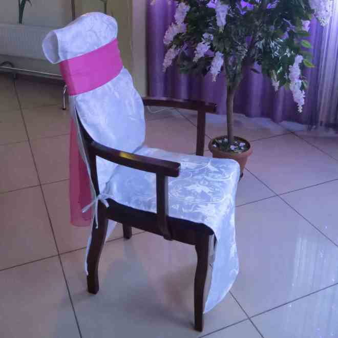 Чехлы на стулья: как создать стильный вариант декора мебели своими руками (74 фото)