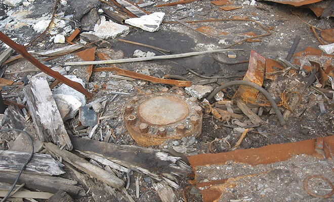 33 года назад люди пробурили скважину глубже Марианской впадины, но потом ее закрыли. Перед закрытием снизу слышали звук