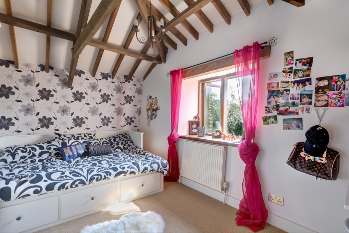 Обои в комнату для подростка: интересные сочетания и новые идеи (43 фото)