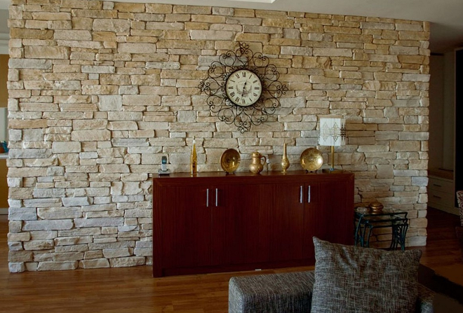 Гипсовый камень для внутренней отделки: как его использовать (42 фото)