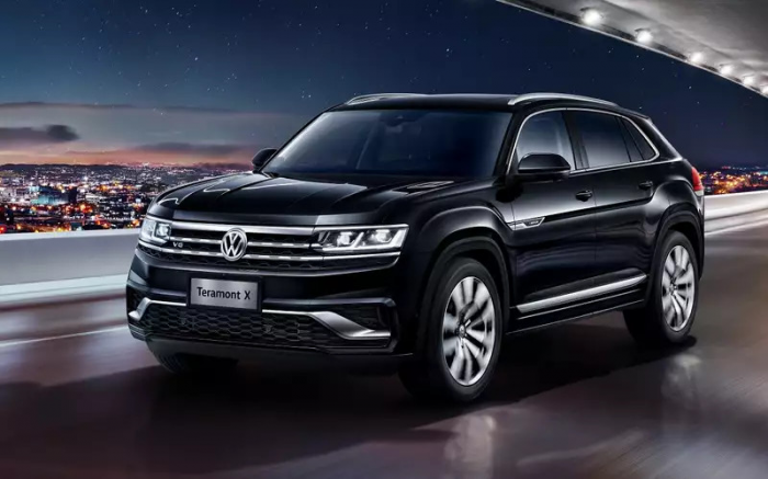 В Россию привезли новые современные кроссоверы Volkswagen: известны цены
