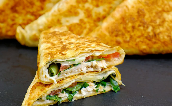 Гора ленивых пирожков за 14 минут уже на столе. Нужен всего лишь лаваш