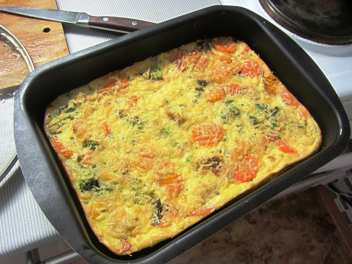 5 рецептов блюд из вчерашнего оливье, которые вкуснее, чем оригинальный салат