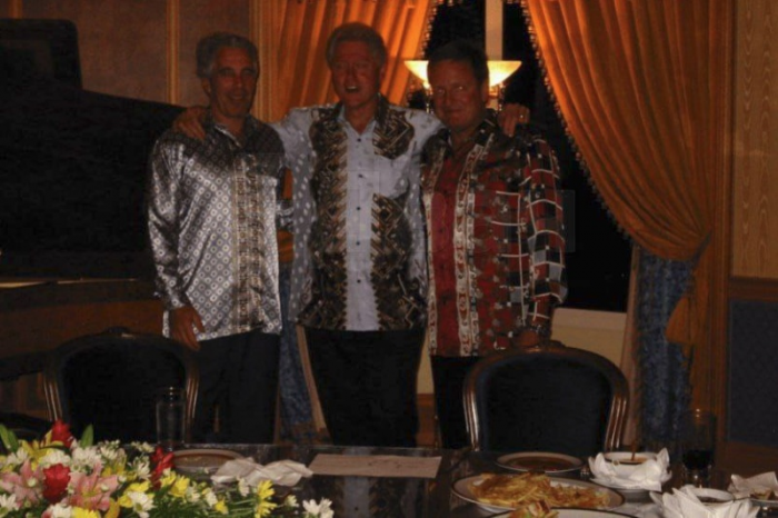 В США обнародовали файлы Эпштейна с компроматом на мировую элиту