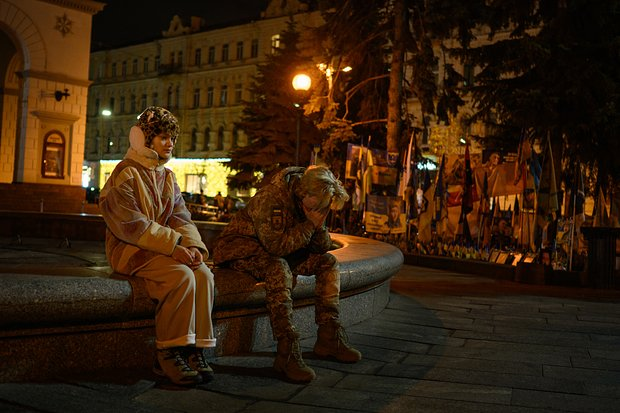 «Мы начинаем продвигаться быстрее» Военный ...итик Василий Кашин — об итогах 2025 года в зоне СВО и будущем переговоров по Украине