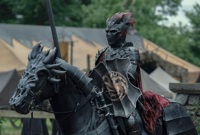 «Рыцарь Семи Королевств» — самый популярный сериал HBO. В чем секрет приквела «Игры престолов»?