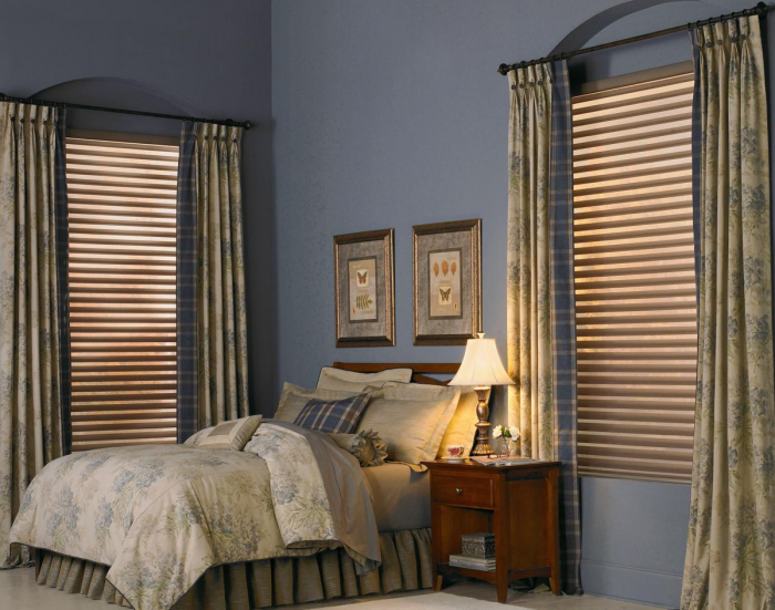 Жалюзи в спальню: фото, разновидности, материалы и цвета (55 фото)