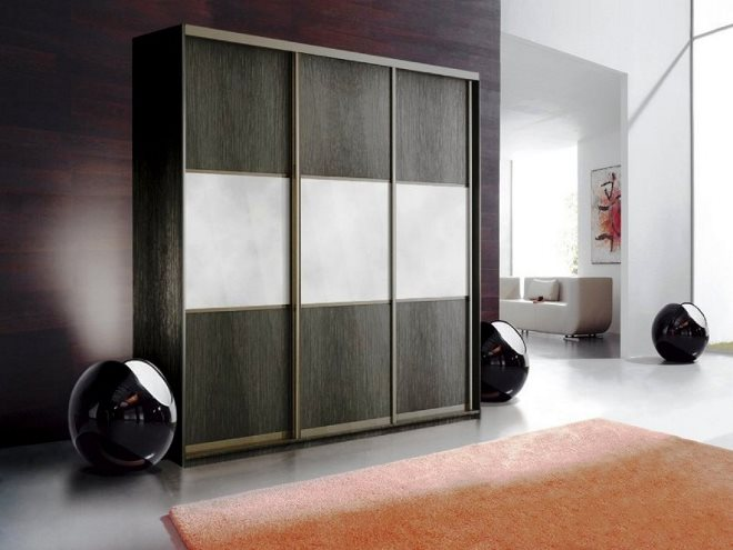 Шкаф-купе в интерьере: разновидности и особенности дизайна (104 фото)