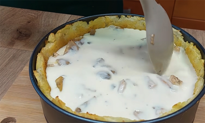 Оторваться невозможно: картофельный пирог без хлопот с замесом теста