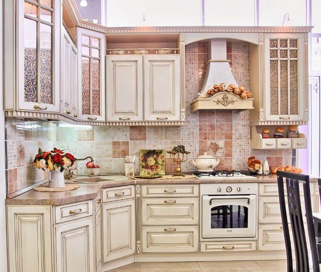 Угловой кухонный гарнитур: особенности расположения и секреты дизайна (82 фото)