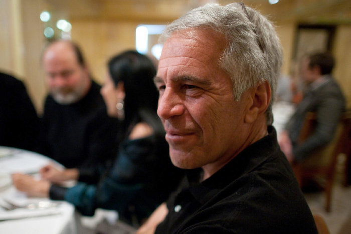 Эпштейн годами пытался встретиться с Путиным