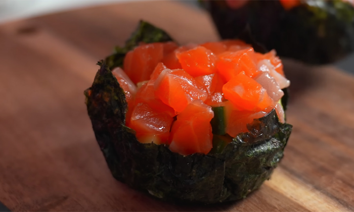 Суши дома и дешевле покупных. Особенные рисовые кармашки «Филадельфия», с нежнейшим сыром