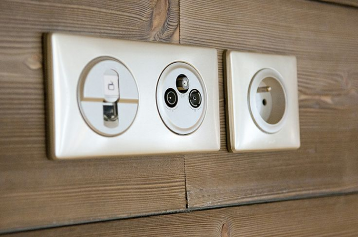 Розетки в интерьере: актуальные комбинации дизайна и высоких технологий (99 фото)