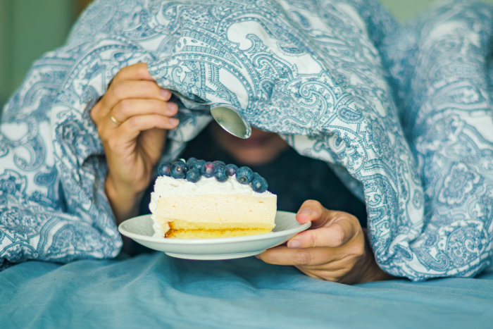 Миллионы людей не представляют своей жизни без сладостей. Правда ли, что сахар — это «белая смерть»?