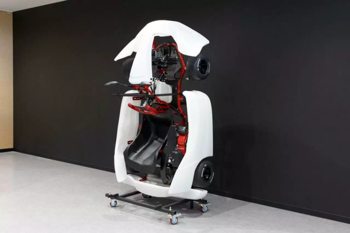 Toyota выпустила семейный карт – обучаться можно со смартфона